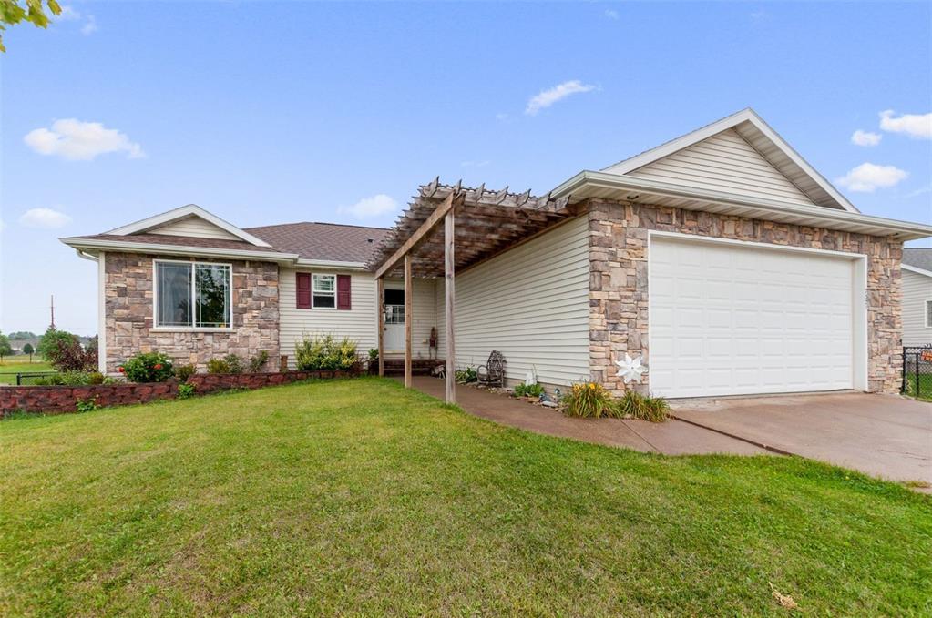 2321 Tamerac Circle - Photo 1