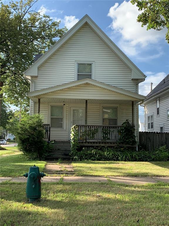 1500 D Ave Ne - Photo 1