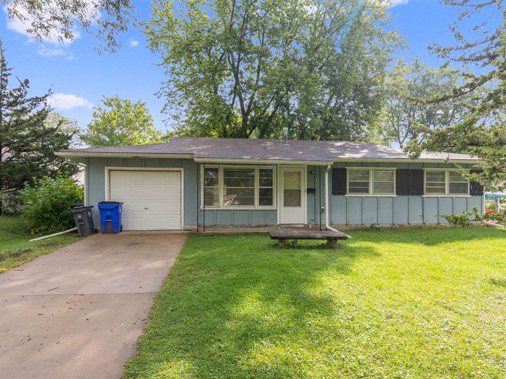 4819 Ford Avenue - Photo 1
