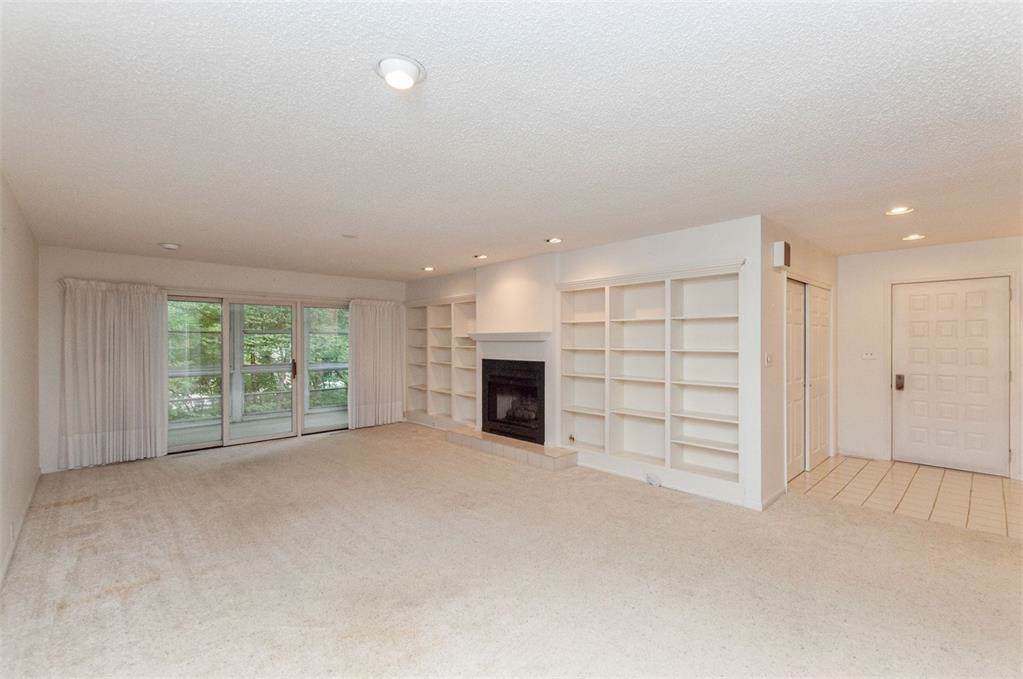 700 East Post Court - Photo 1