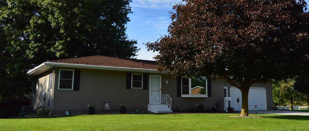 910 17th Street - Photo 1