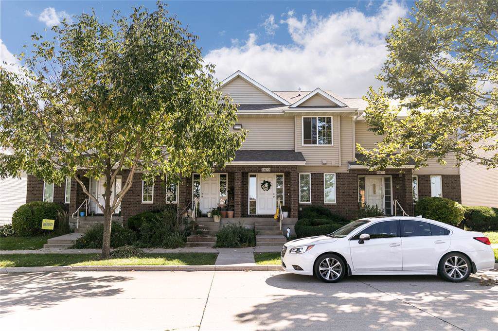 4871 Cardigan Lane - Photo 1