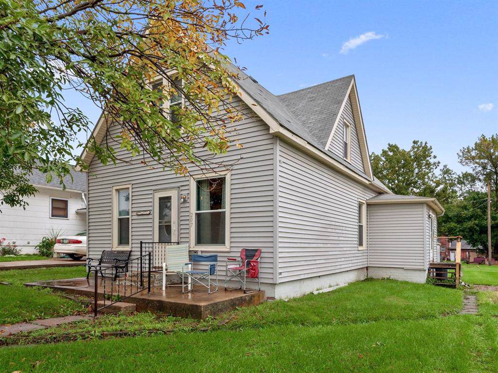 207 Prospect Street - Photo 1