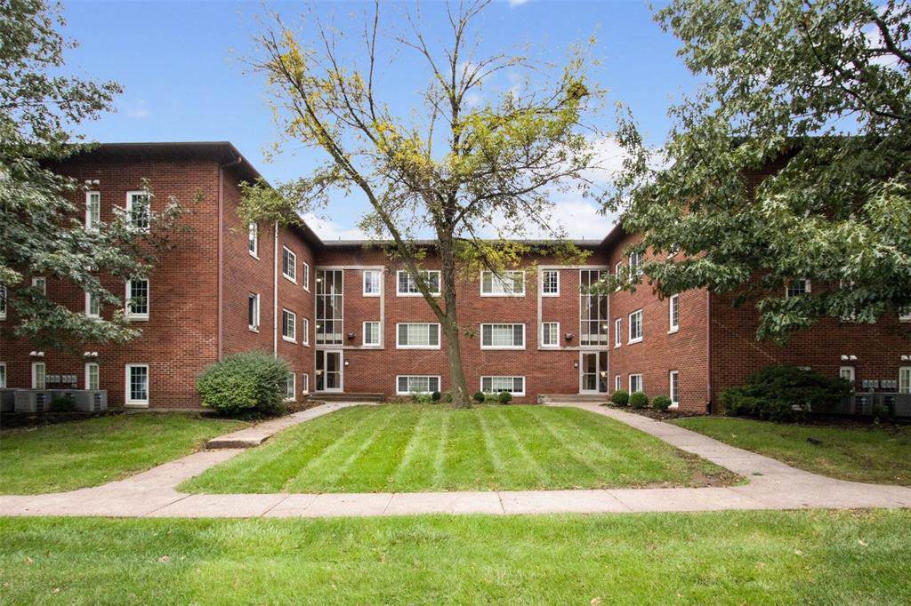 100 Grandview Ct. - Photo 1