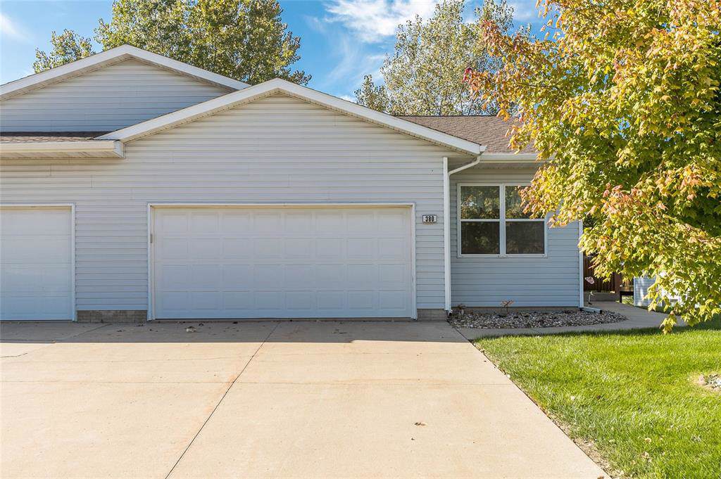 380 Antler Court - Photo 1