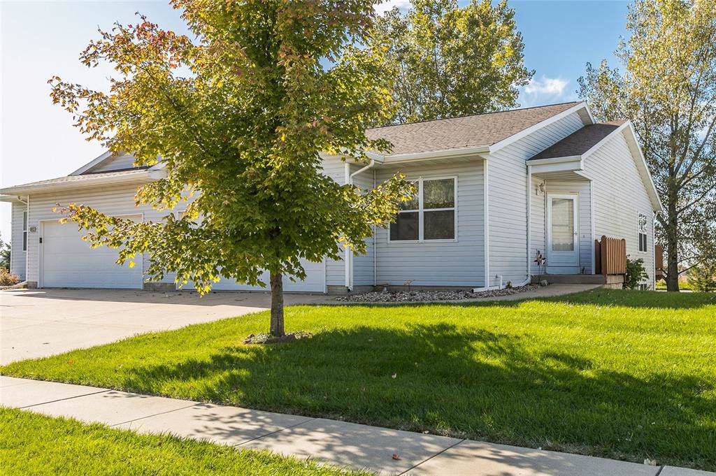 380 Antler Court - Photo 1