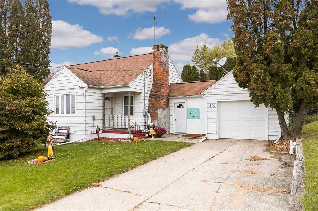 410 Elm - Photo 1