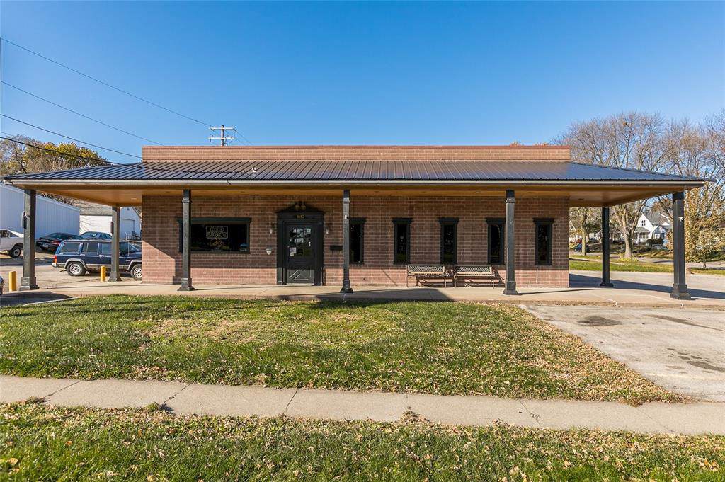 1810 6th Street - Photo 1
