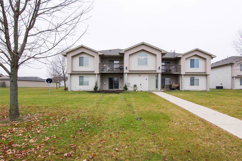1315 Jones Boulevard - Photo 1