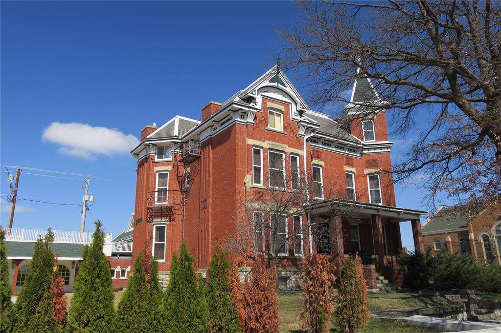 1120 2nd Avenue - Photo 1