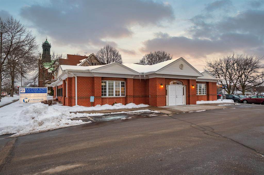 835 3rd Avenue - Photo 1