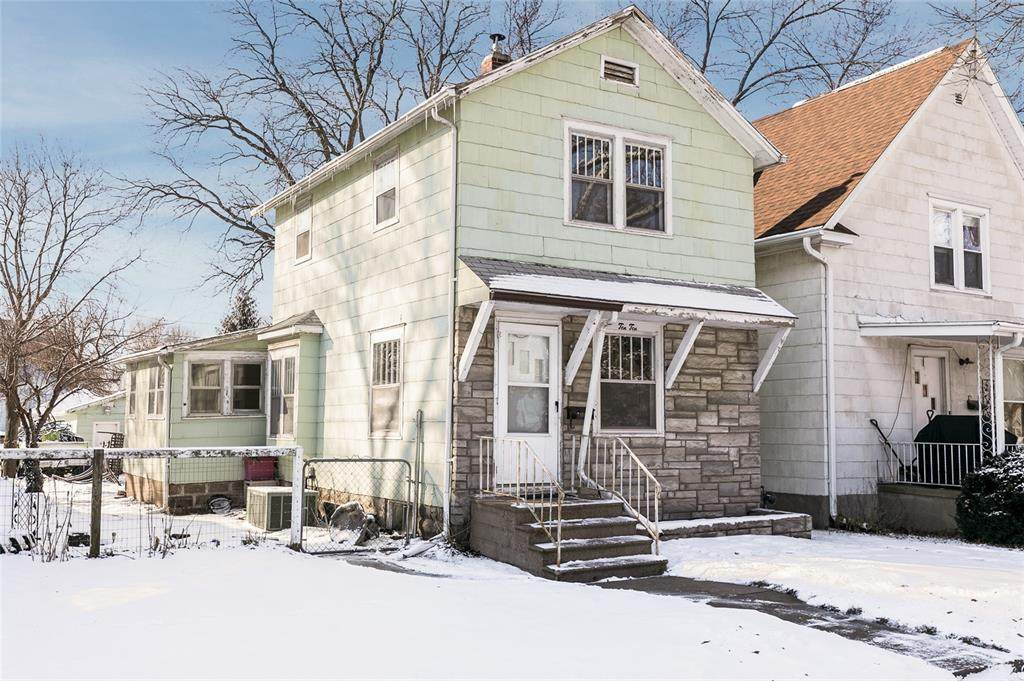 1010 8th Street - Photo 1