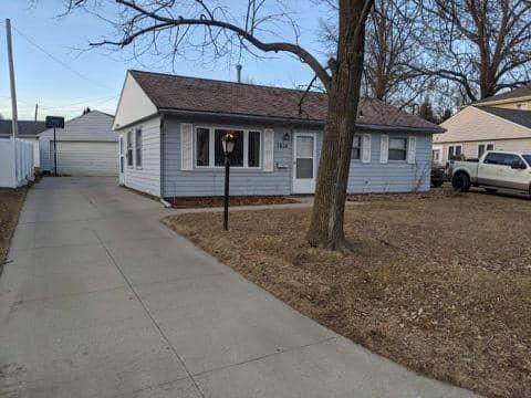 1614 11th Avenue - Photo 1