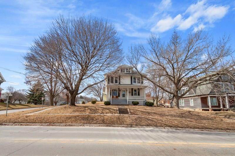 608 Highland Street - Photo 1