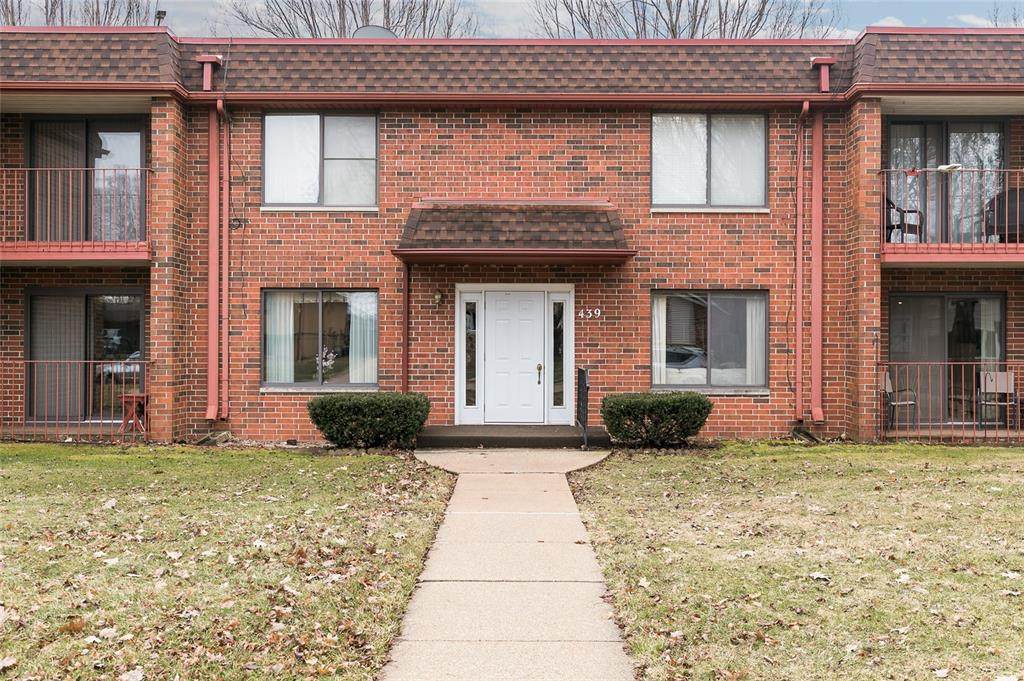 439 Crimson Drive - Photo 1