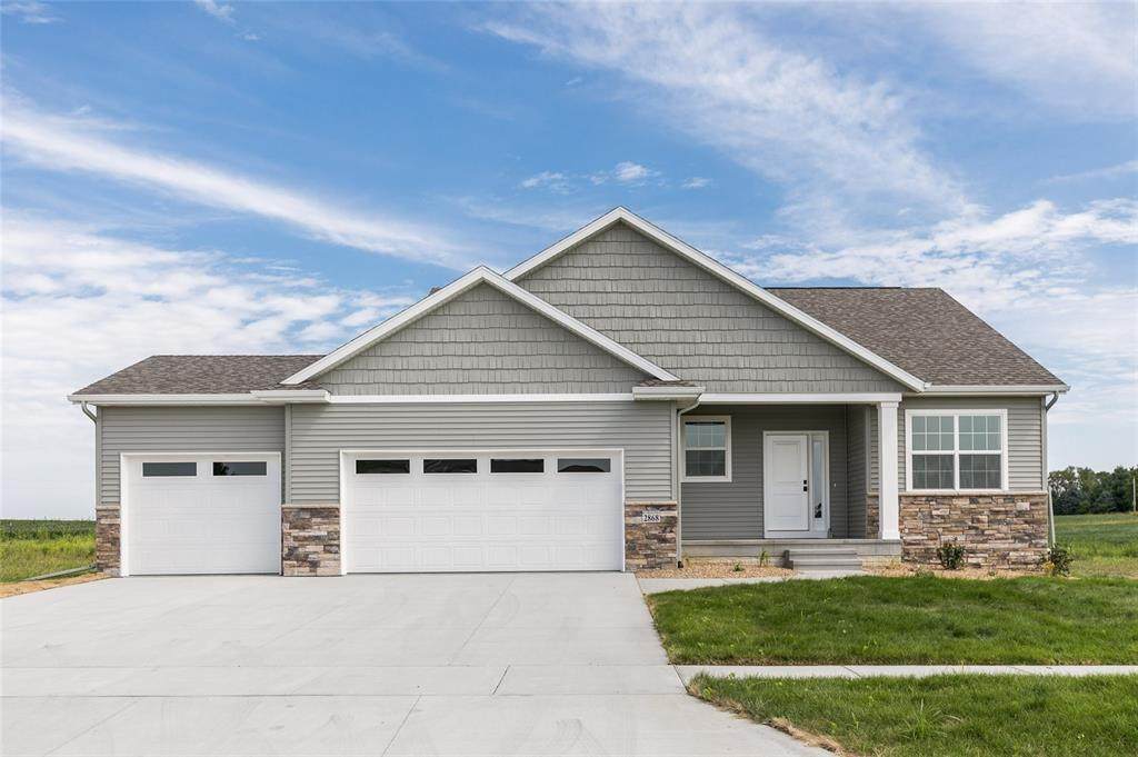 2784 Royal Oak Ridge Road - Photo 1