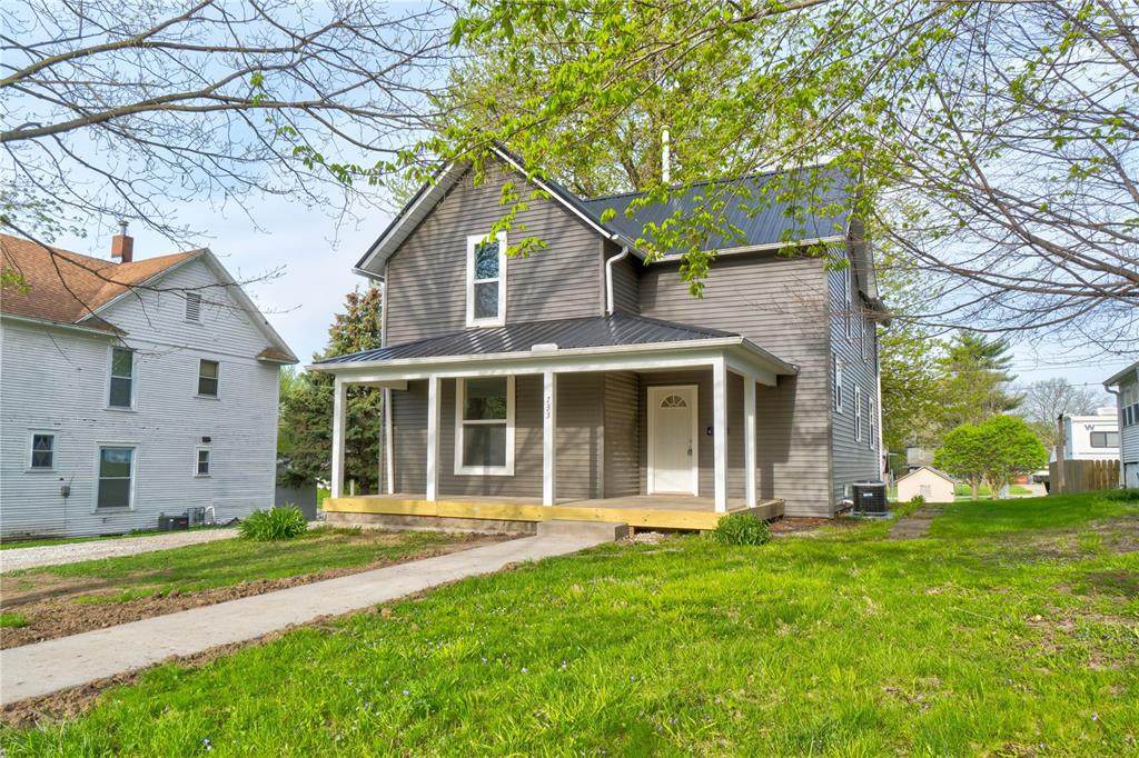 733 Iowa Avenue - Photo 1 733 Iowa Avenue - Photo 1