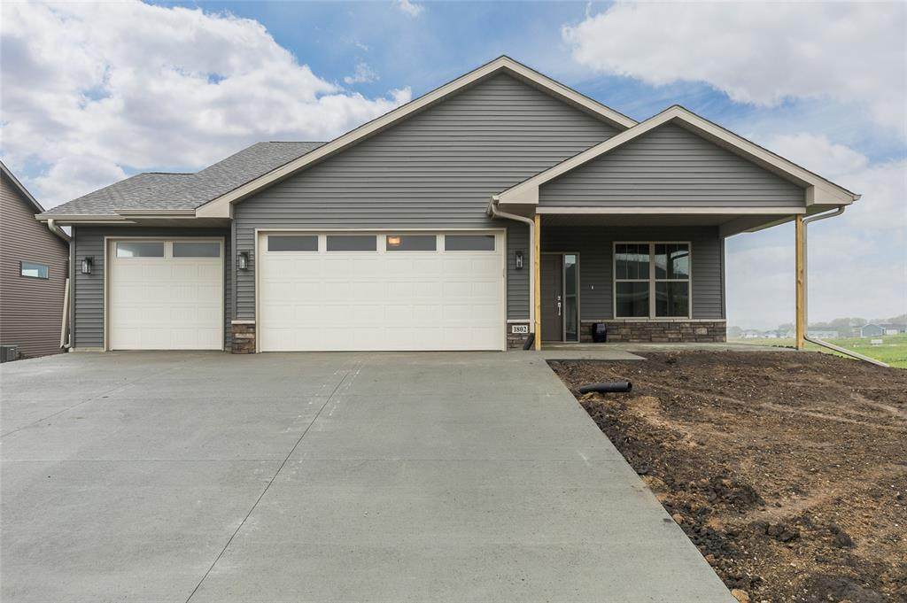 1802 Green Oak Pass - Photo 1