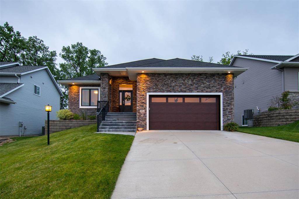 2013 Dempster Drive - Photo 1 2013 Dempster Drive - Photo 1