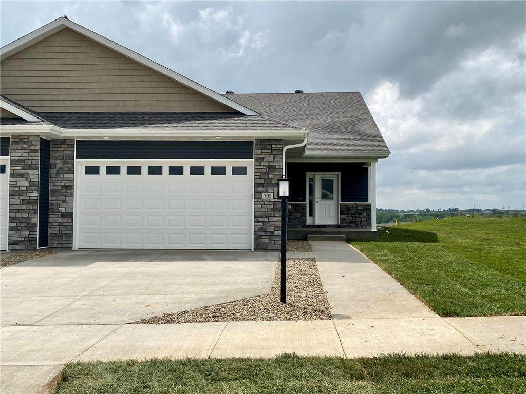 701 Rolling Hills Drive - Photo 1