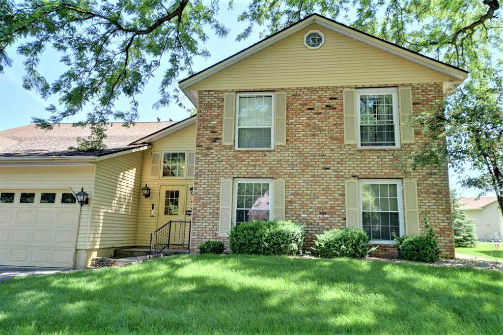 4002 Lexington Drive - Photo 1