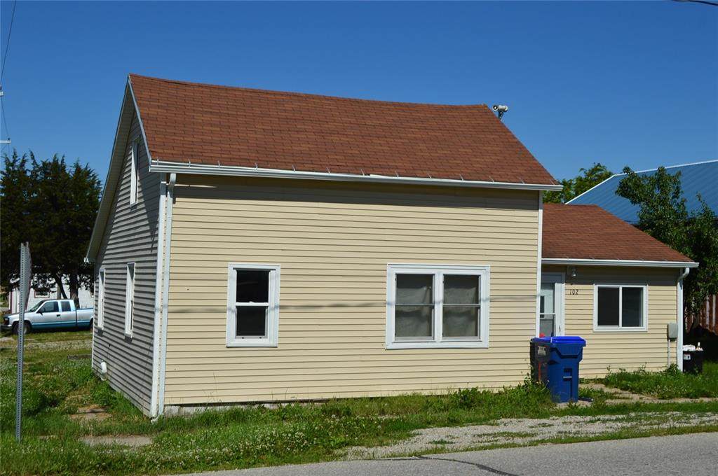 102 Sycamore Avenue - Photo 1