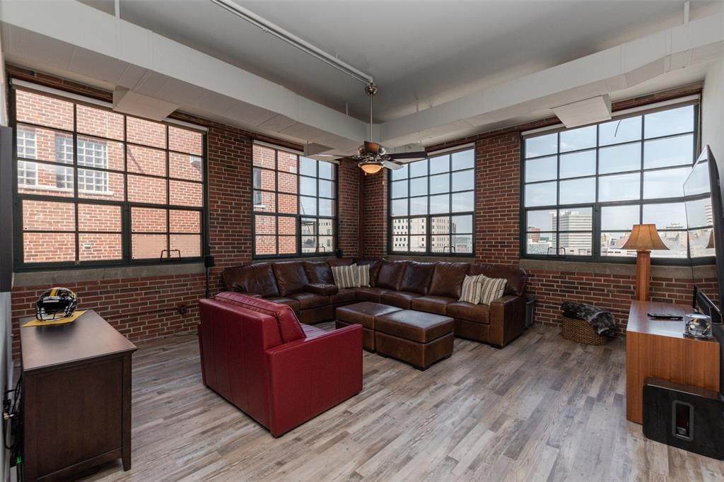 905 3rd Street - Photo 1