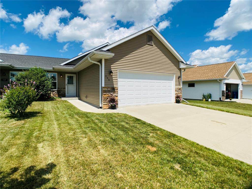 308 Easy Street - Photo 1