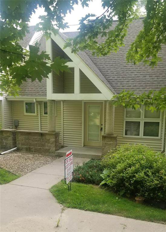 425 27th Avenue - Photo 1
