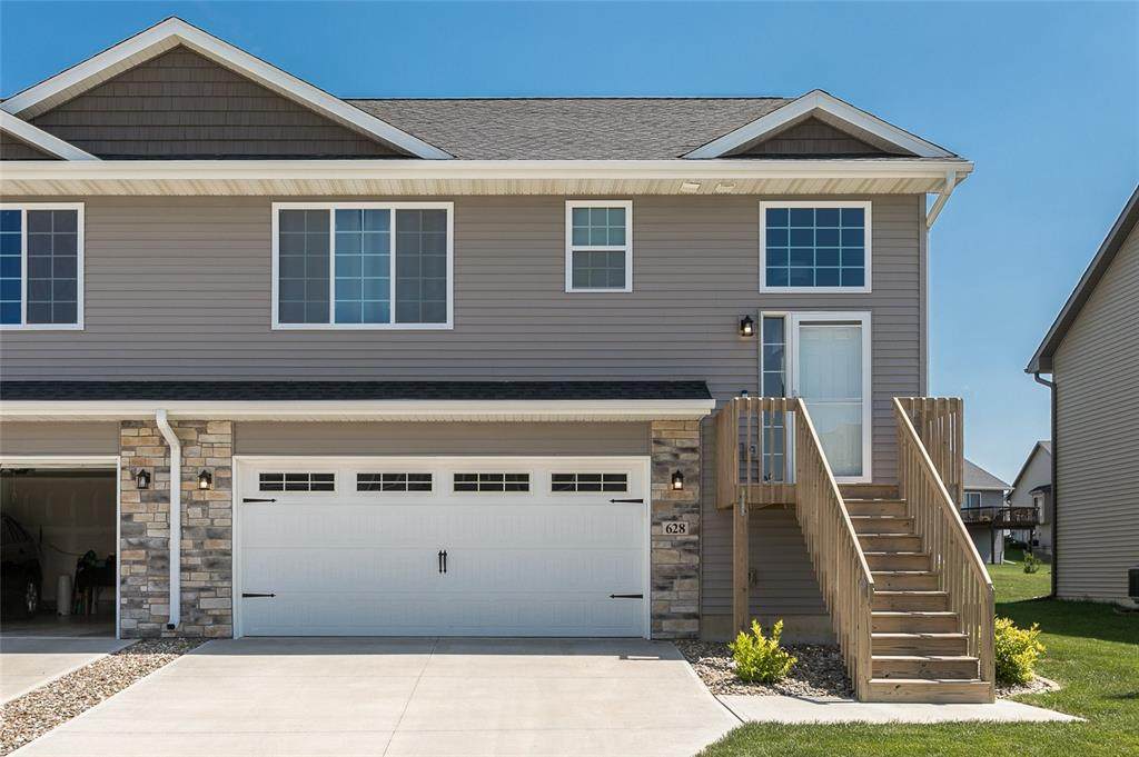 628 Doe Ave - Photo 1