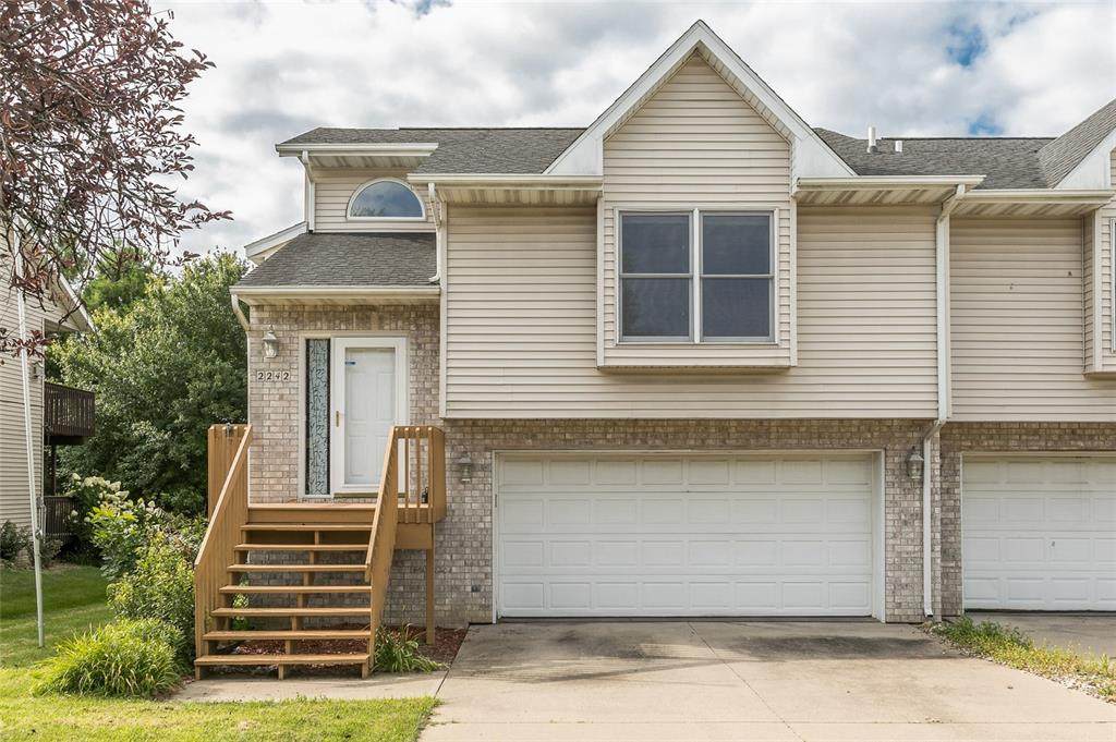 2242 Holiday Road - Photo 1