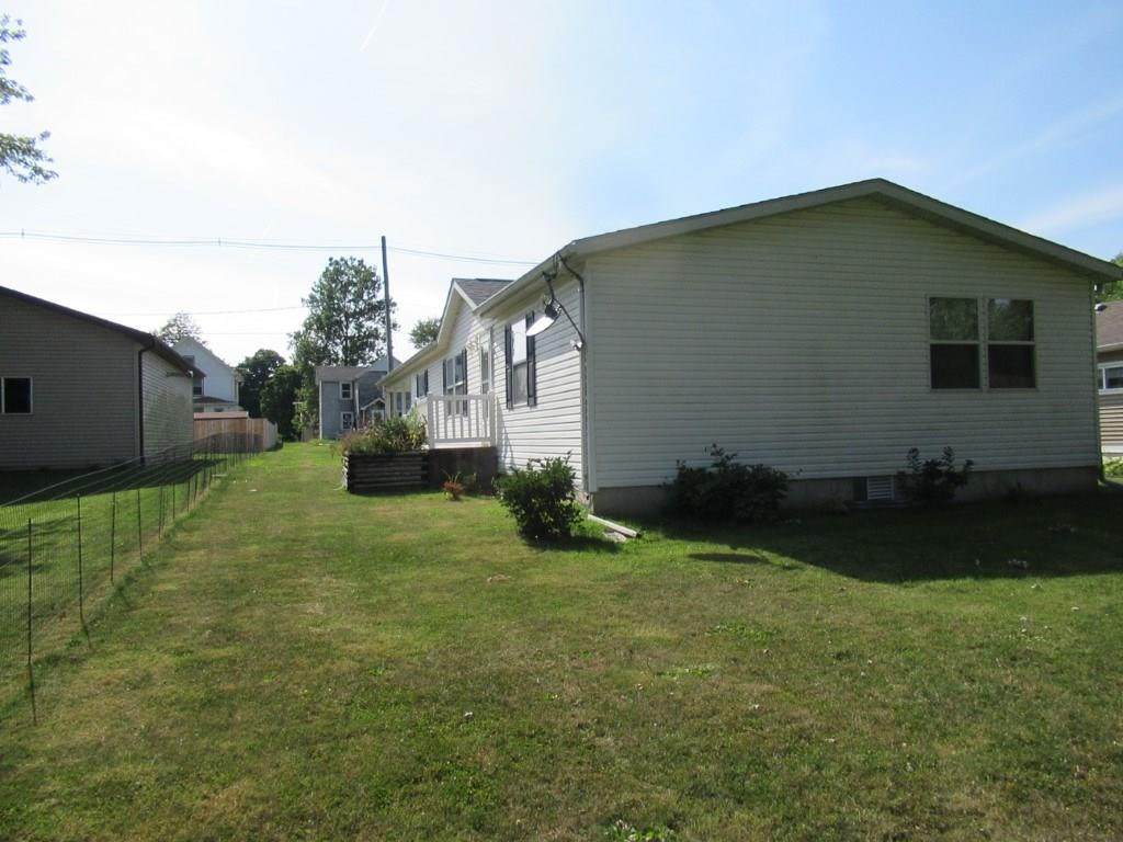 111 Plum Street - Photo 1