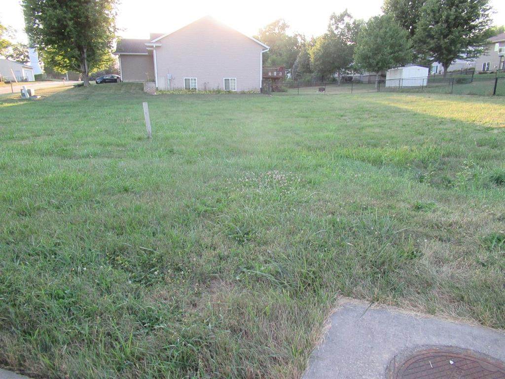 24 Red Maple Court - Photo 1