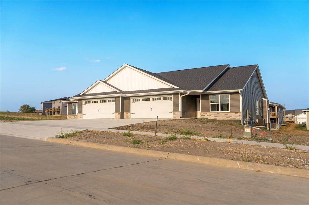 1410 Bridgewood Drive - Photo 1