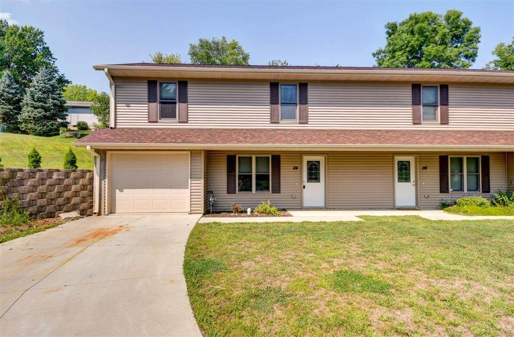 114 Therese Avenue - Photo 1