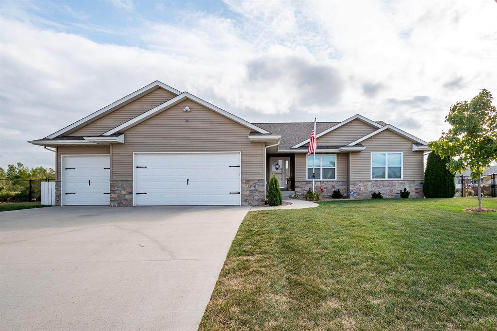 3055 Bullis - Photo 1