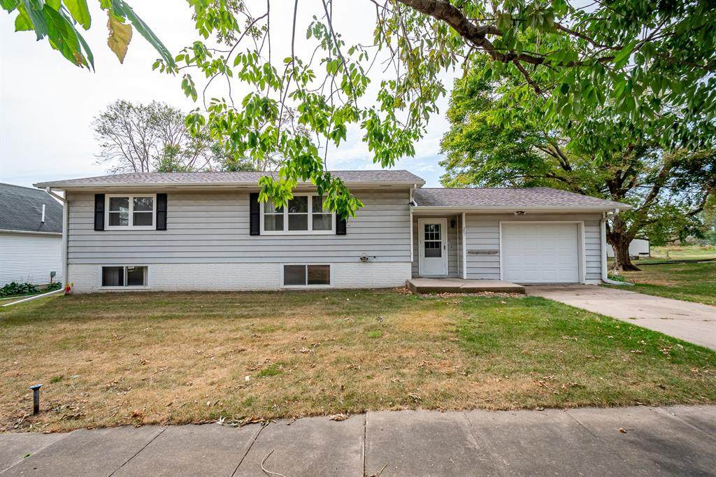 203 1st Ave - Photo 1