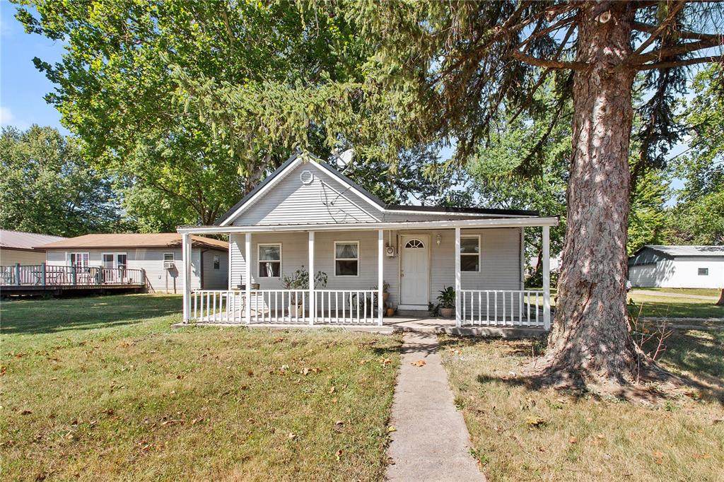 308 3rd Street - Photo 1