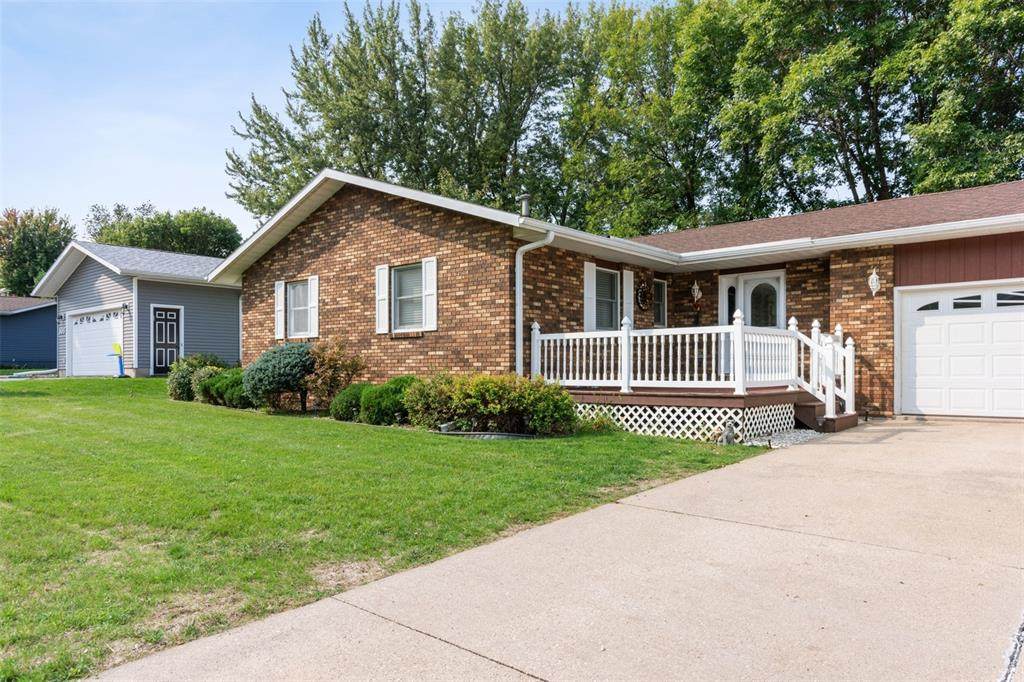 317 Pine Street - Photo 1