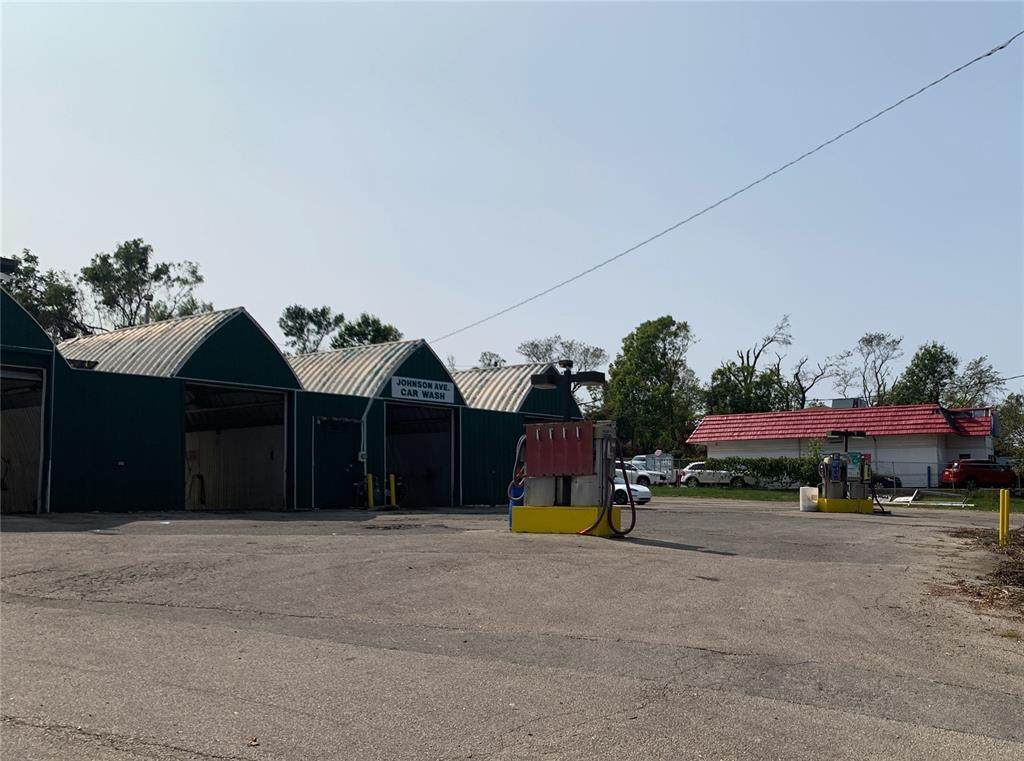 2725 Johnson Avenue - Photo 1