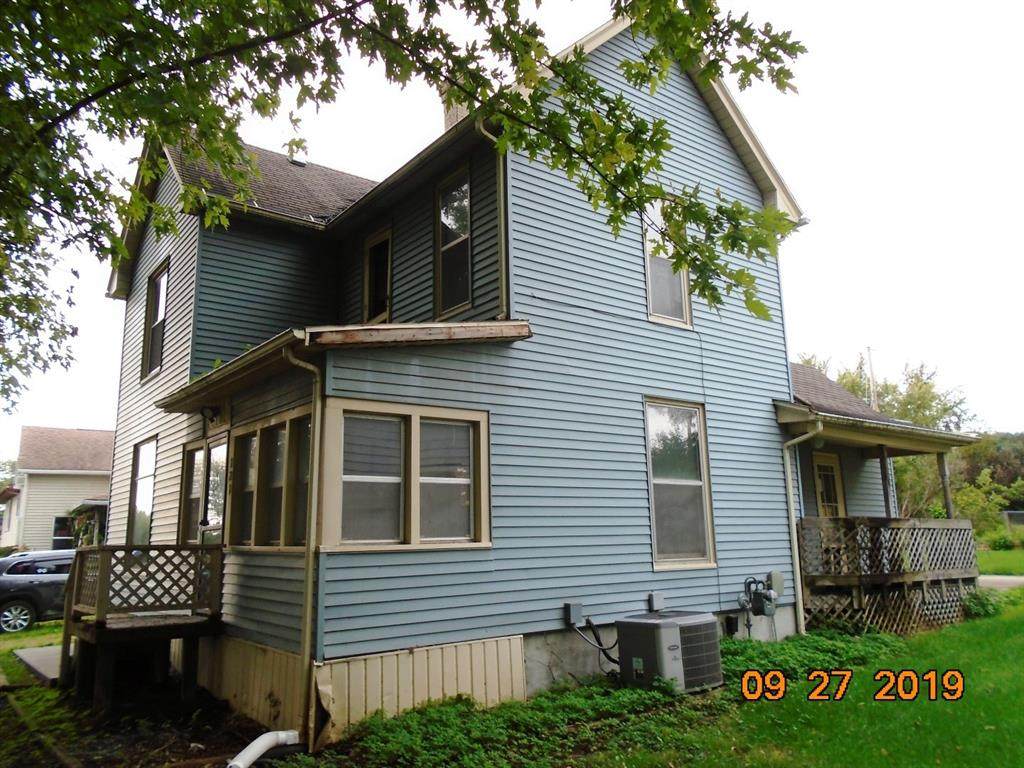121 Grove Street - Photo 1