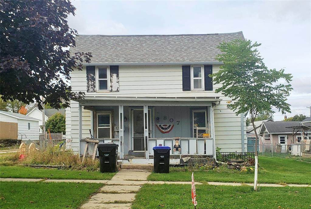 807 3rd Avenue - Photo 1