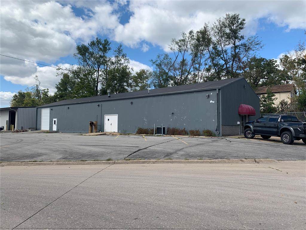 701 Oakland Road - Photo 1