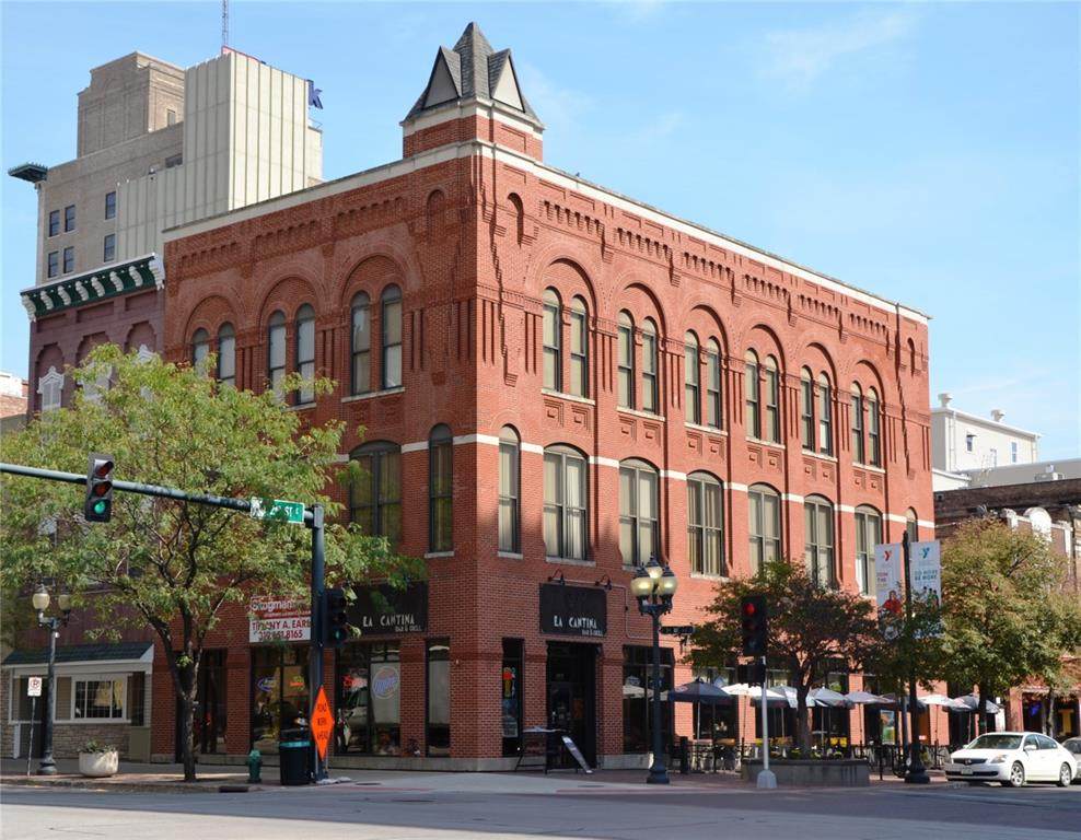 201 1st Avenue - Photo 1