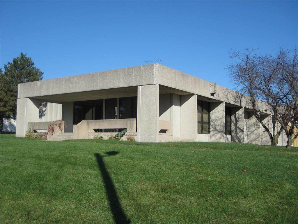 2525 18th Street - Photo 1