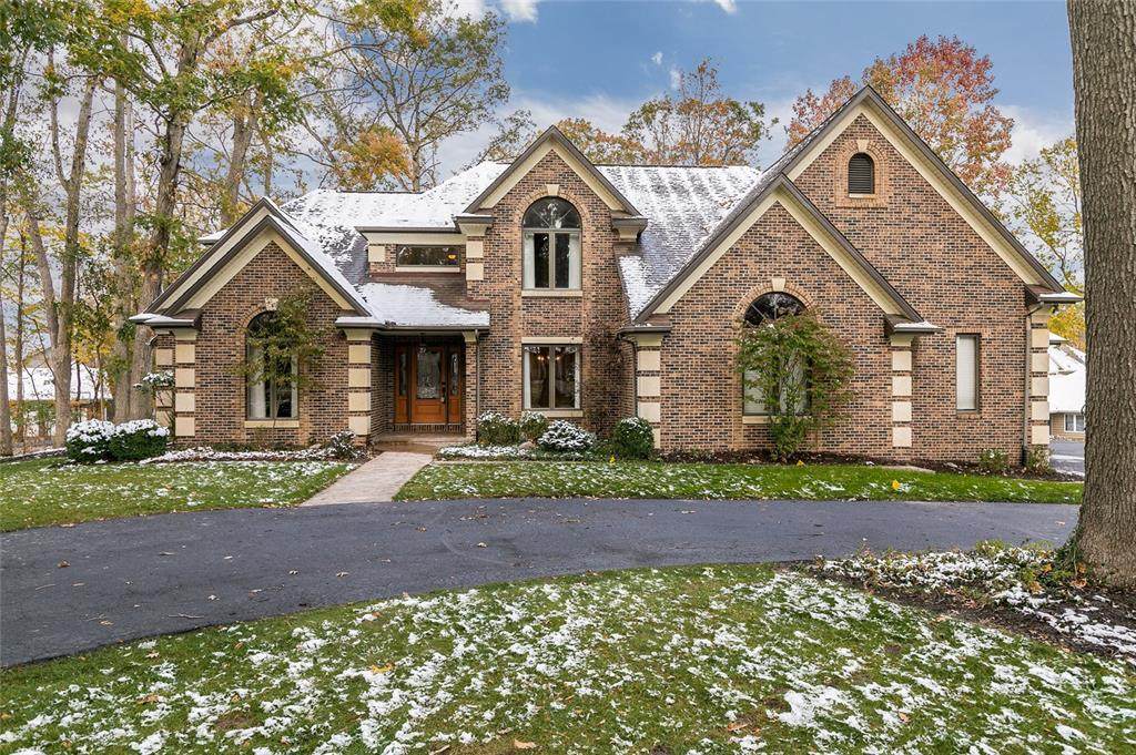 4890 Oak Grove Court - Photo 1