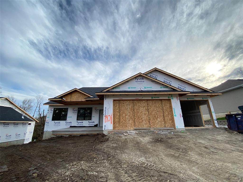 1901 Mary Beth Avenue - Photo 1