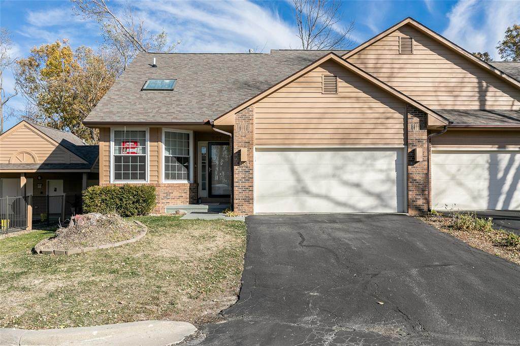 801 East Post Road - Photo 1