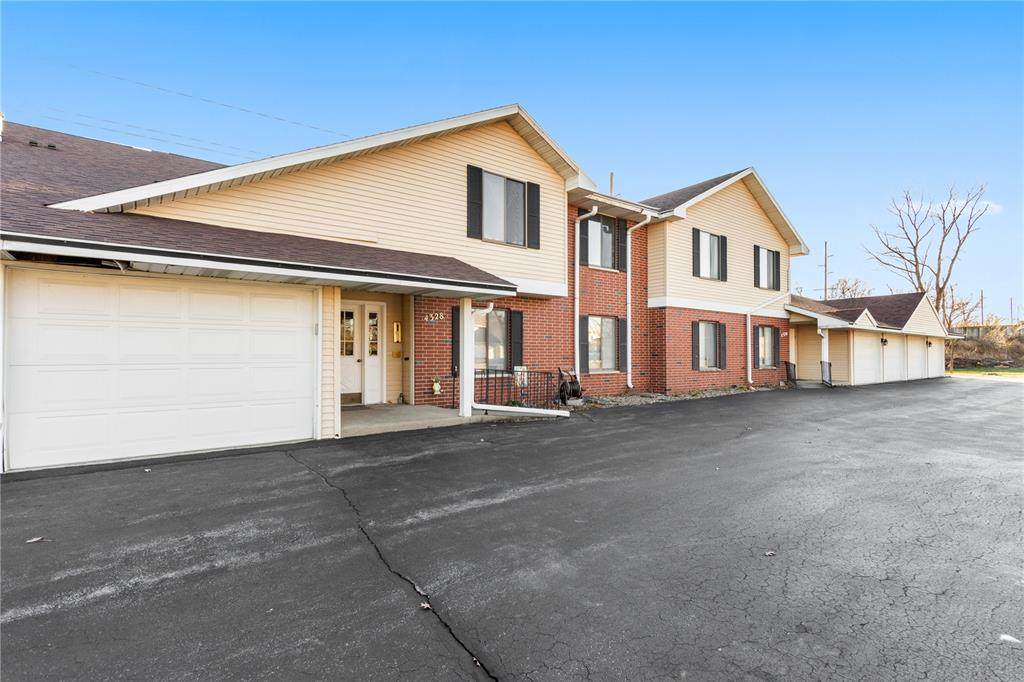 4328 Maureen Court - Photo 1