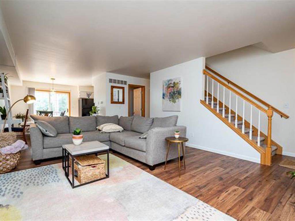 49 Scott Blvd - Photo 1